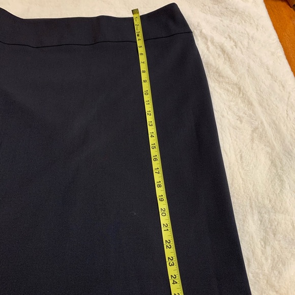 Peserico Skirt/Color Navy/Size 50 Italy (USA Size 14) - Picture 6 of 9